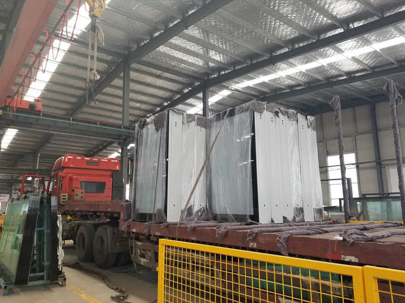 第二批遼寧現代公交候車亭發貨記錄