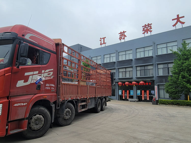 榮大供應江蘇公交站臺發(fā)貨