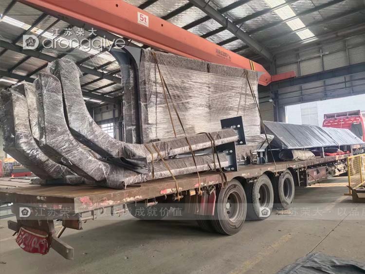 上海智能公交站臺第二批發貨配圖一