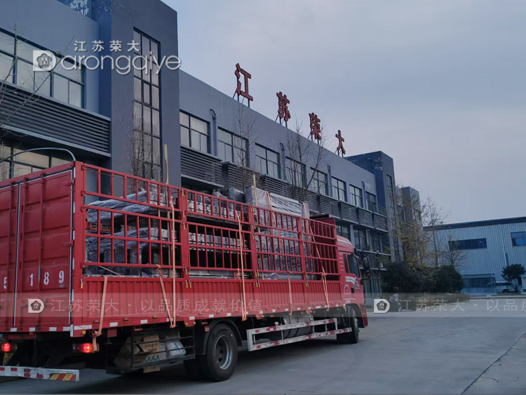 廣東不銹鋼公交站臺成功發貨